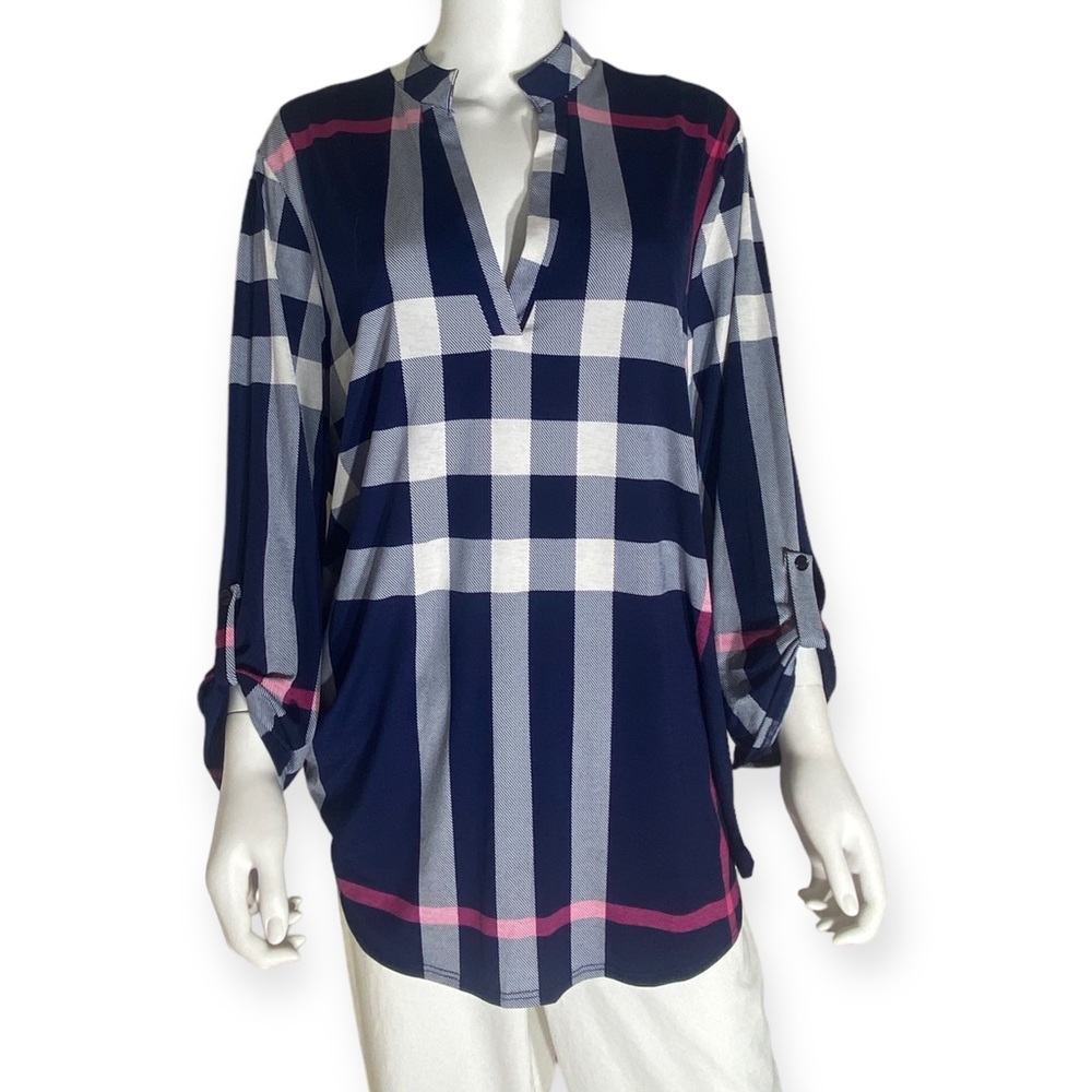 Women’s Shirt 3X.  Like New.
